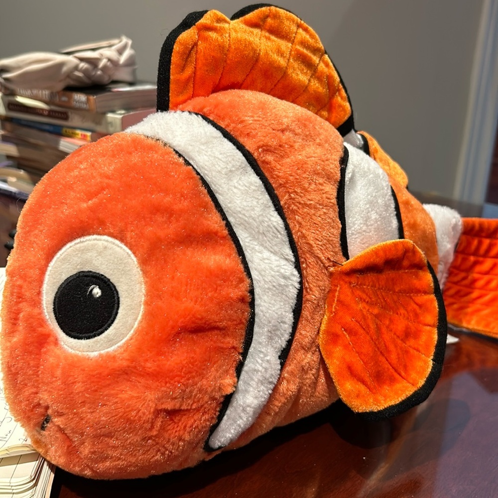 Disney- Nemo . Preloved 19 inches plush original Disney store exclusive